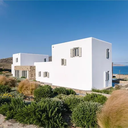 Luxury Mykonos - 3 Bedrooms - Estaffe - Amazing Agean Views - Wind Protected Alfresco Dining Area Villa Kalafatis