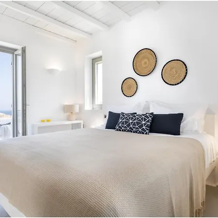 Luxury Mykonos - 3 Bedrooms - Estaffe - Amazing Agean Views - Wind Protected Alfresco Dining Area * Kalafatis
